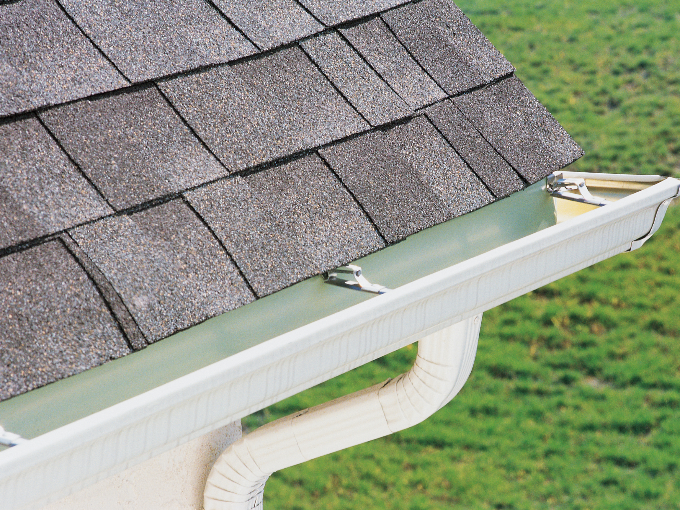 seamless, white gutter